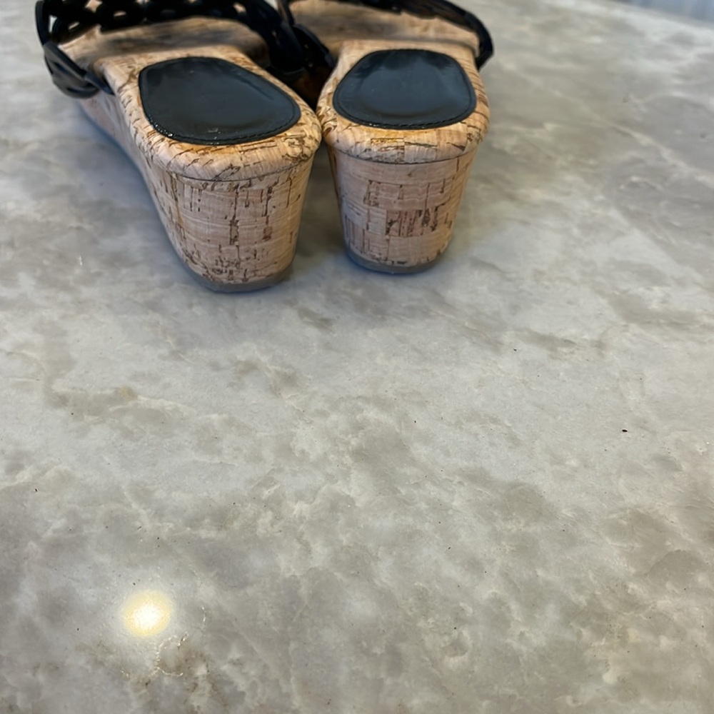 Eric Javits Cork Wedge Black Sandals size 8 - Picture 7 of 7